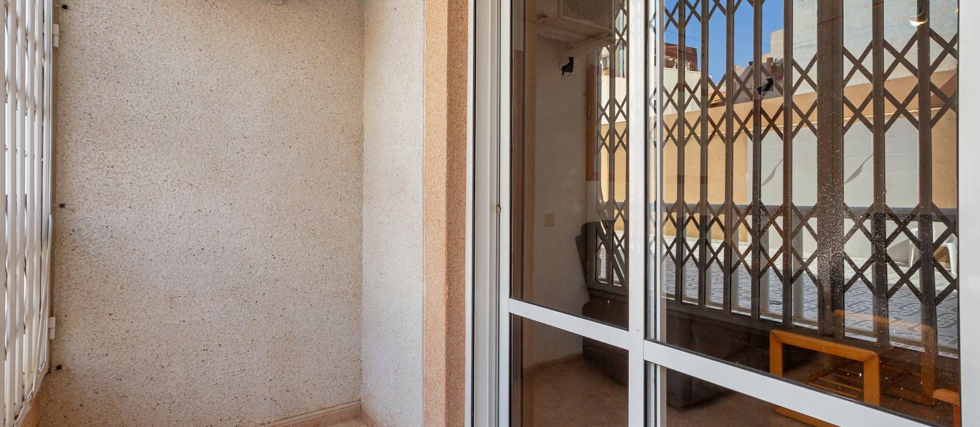 Sale - Apartment - Torrevieja - Centro