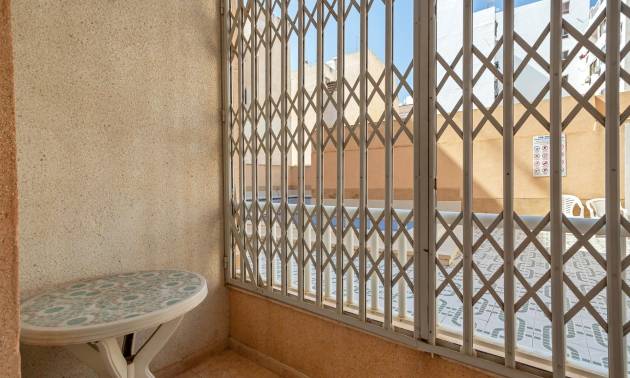 Sale - Apartment - Torrevieja - Centro