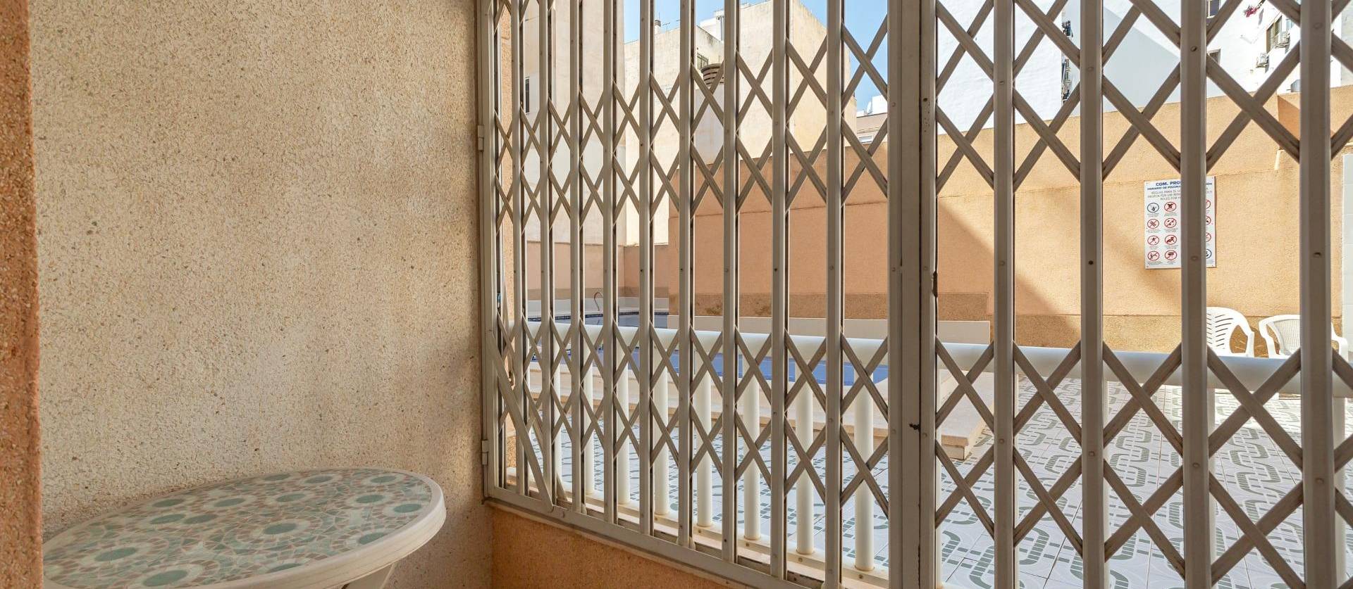 Sale - Apartment - Torrevieja - Centro