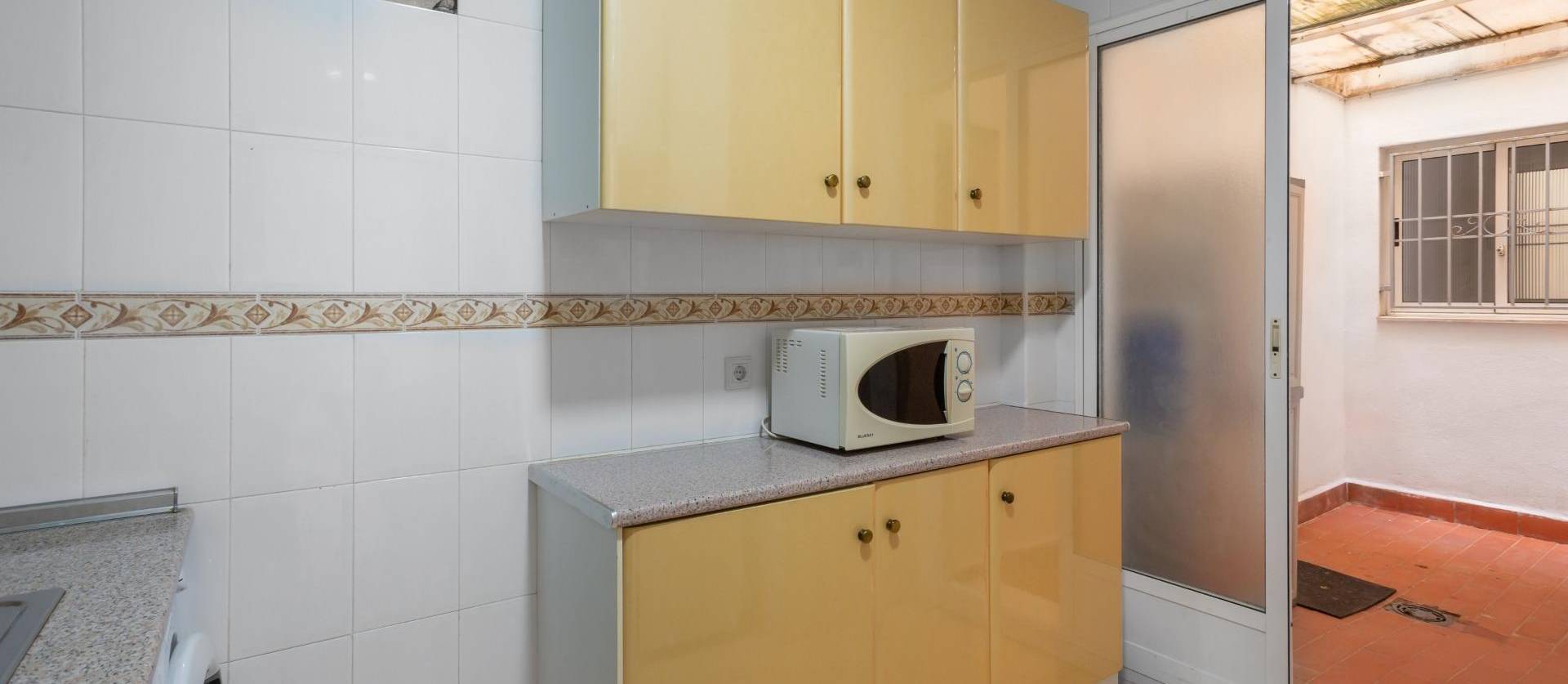 Sale - Apartment - Torrevieja - Centro