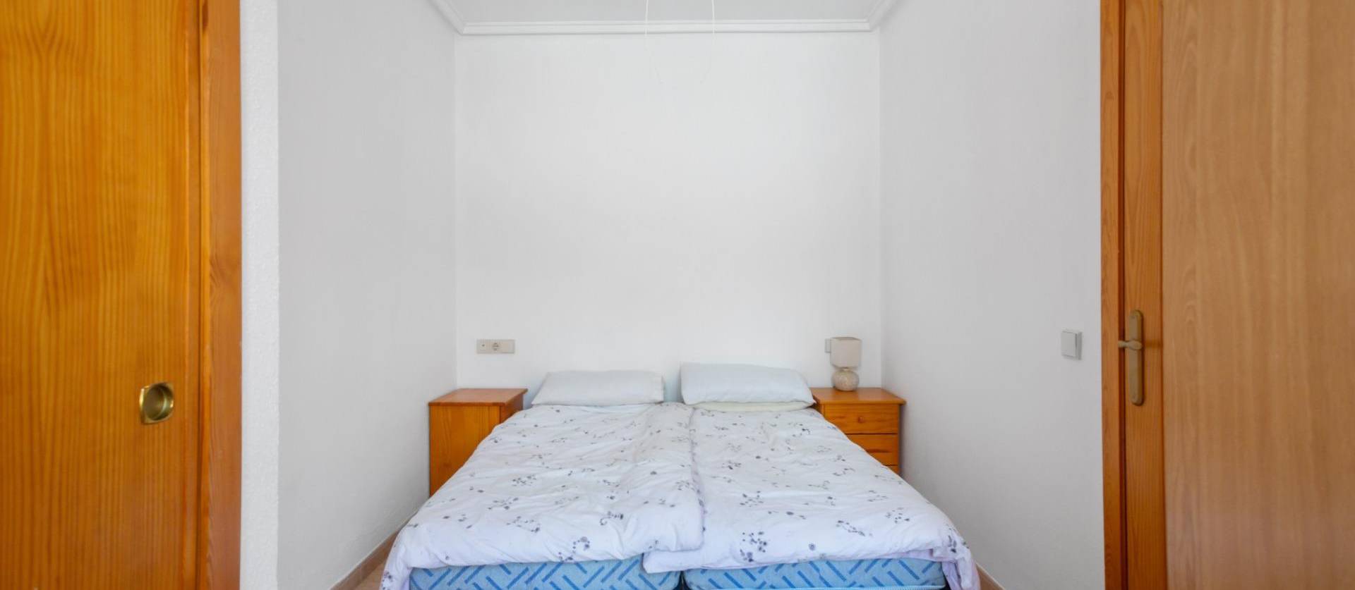 Sale - Apartment - Torrevieja - Centro