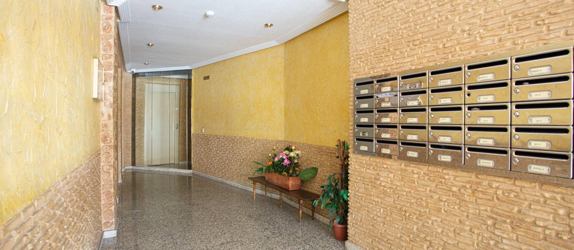 Sale - Apartment - Torrevieja - Centro