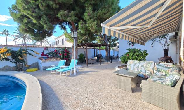 Sale - Villa - Orihuela Costa - Cabo Roig