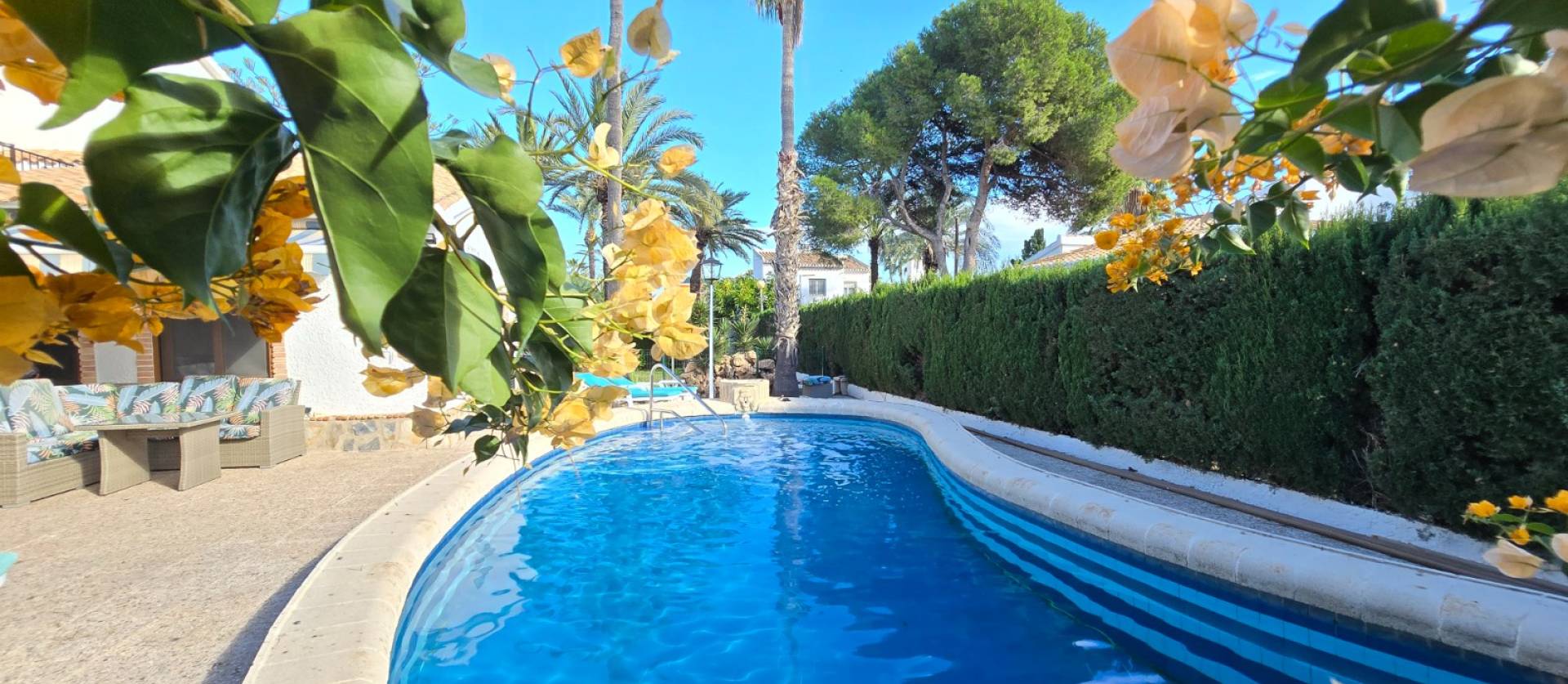 Sale - Villa - Orihuela Costa - Cabo Roig