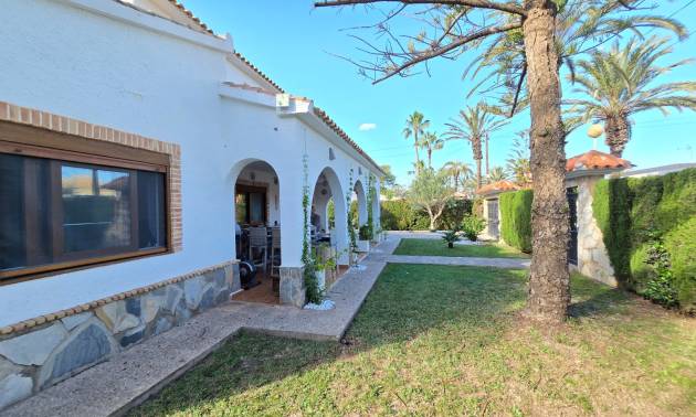 Sale - Villa - Orihuela Costa - Cabo Roig