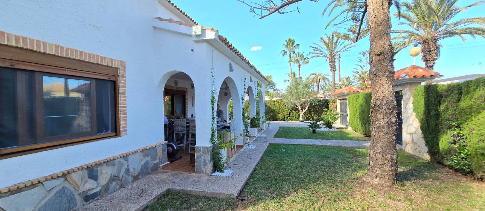 Sale - Villa - Orihuela Costa - Cabo Roig