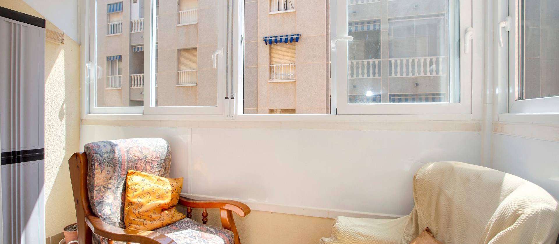 Sale - Apartment - Torrevieja - Centro