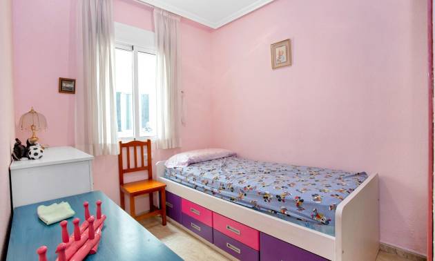 Sale - Apartment - Torrevieja - Centro