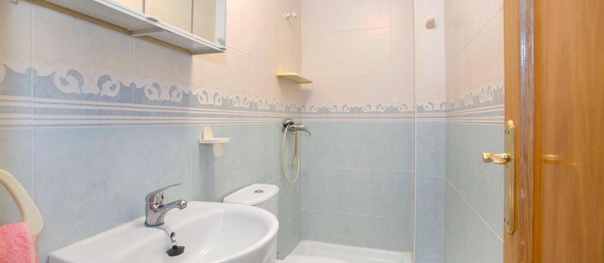 Sale - Apartment - Torrevieja - Centro