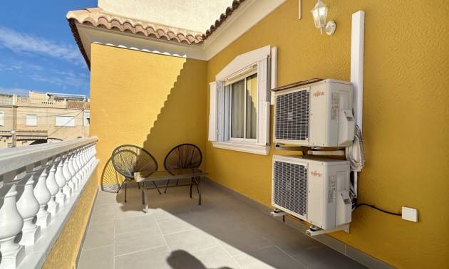 Sale - Townhouse - Orihuela Costa - La Florida