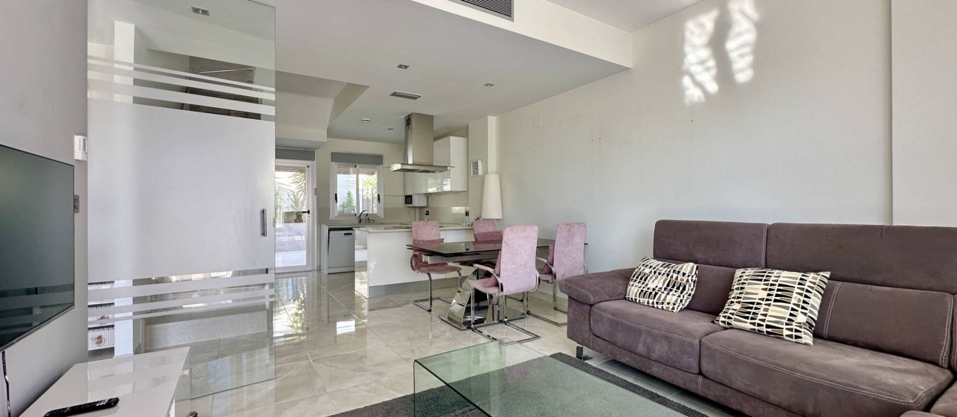 Bestaande woningen - Villa - Orihuela Costa