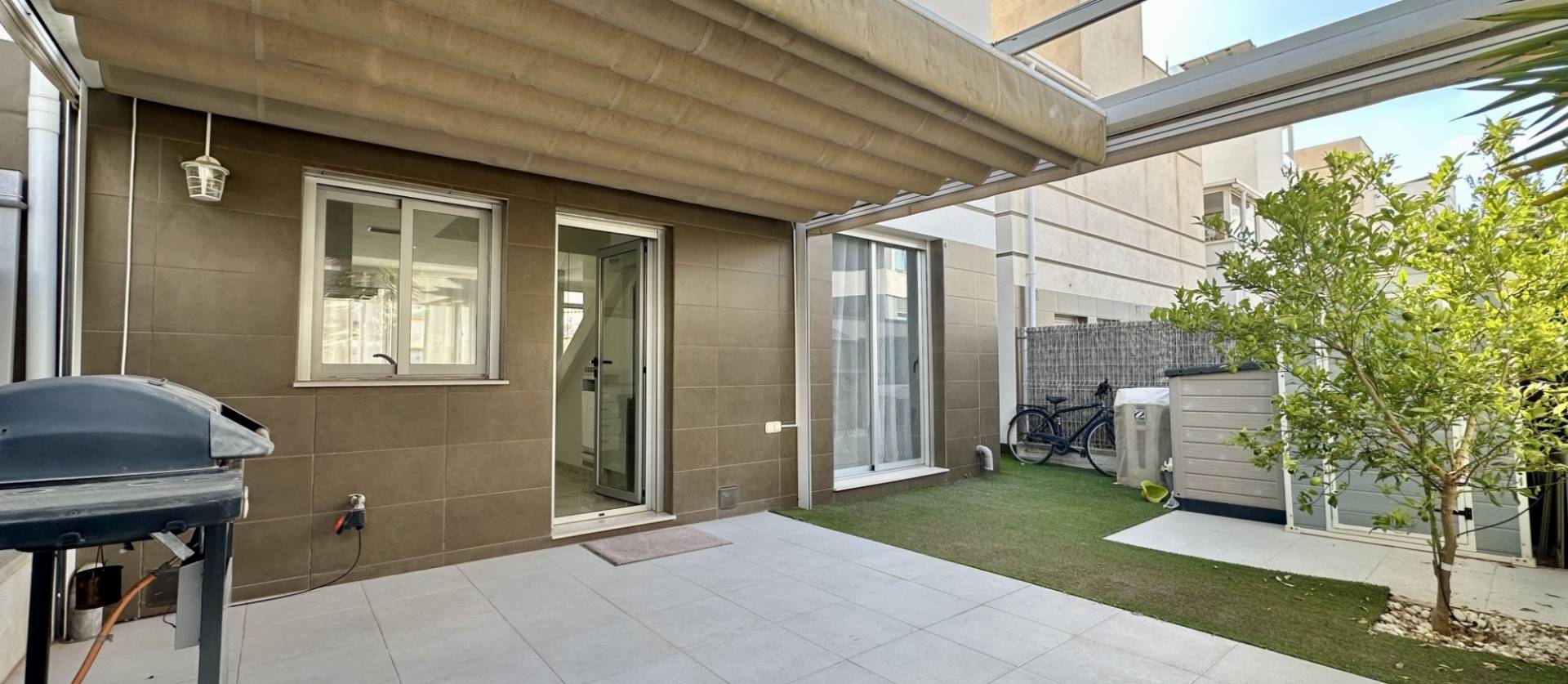 Bestaande woningen - Villa - Orihuela Costa