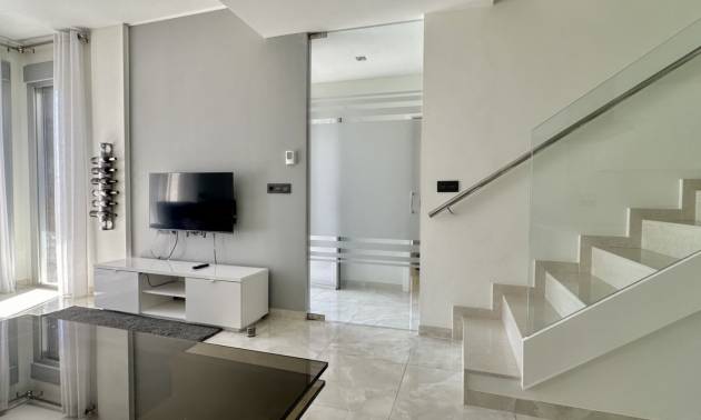 Bestaande woningen - Villa - Orihuela Costa