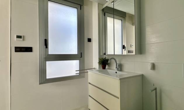 Bestaande woningen - Villa - Orihuela Costa