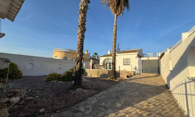 Sale - Villa - Torrevieja - San luis