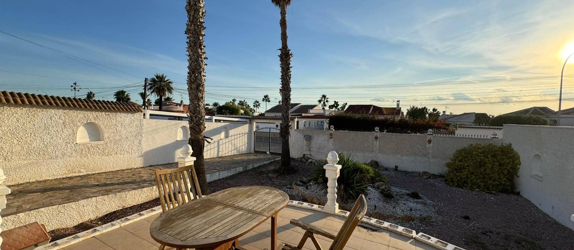 Sale - Villa - Torrevieja - San luis