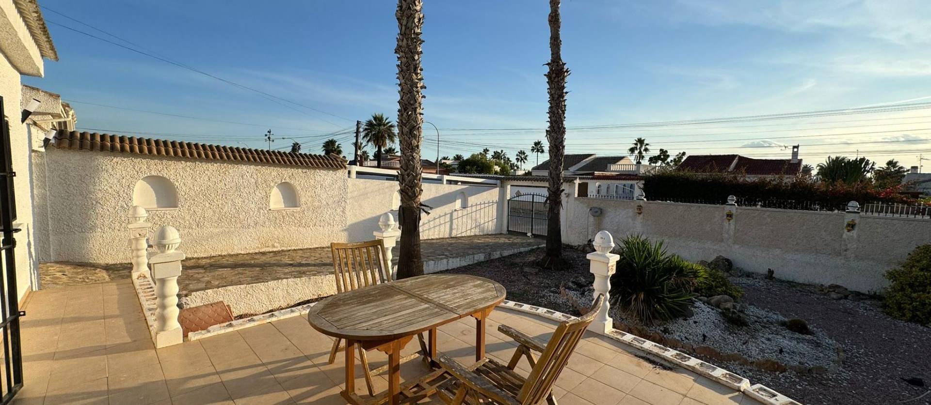 Sale - Villa - Torrevieja - San luis