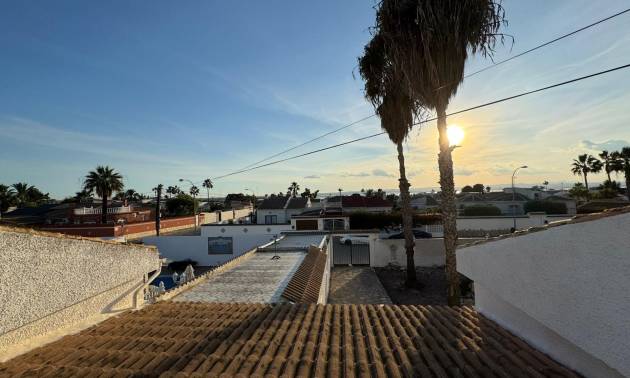 Sale - Villa - Torrevieja - San luis