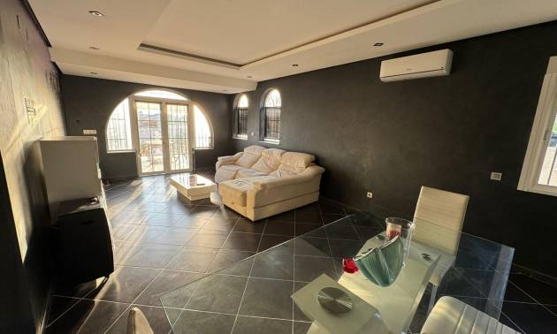 Sale - Villa - Torrevieja - San luis