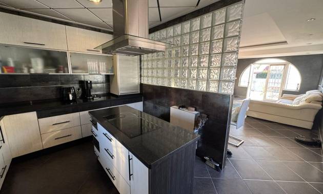 Sale - Villa - Torrevieja - San luis