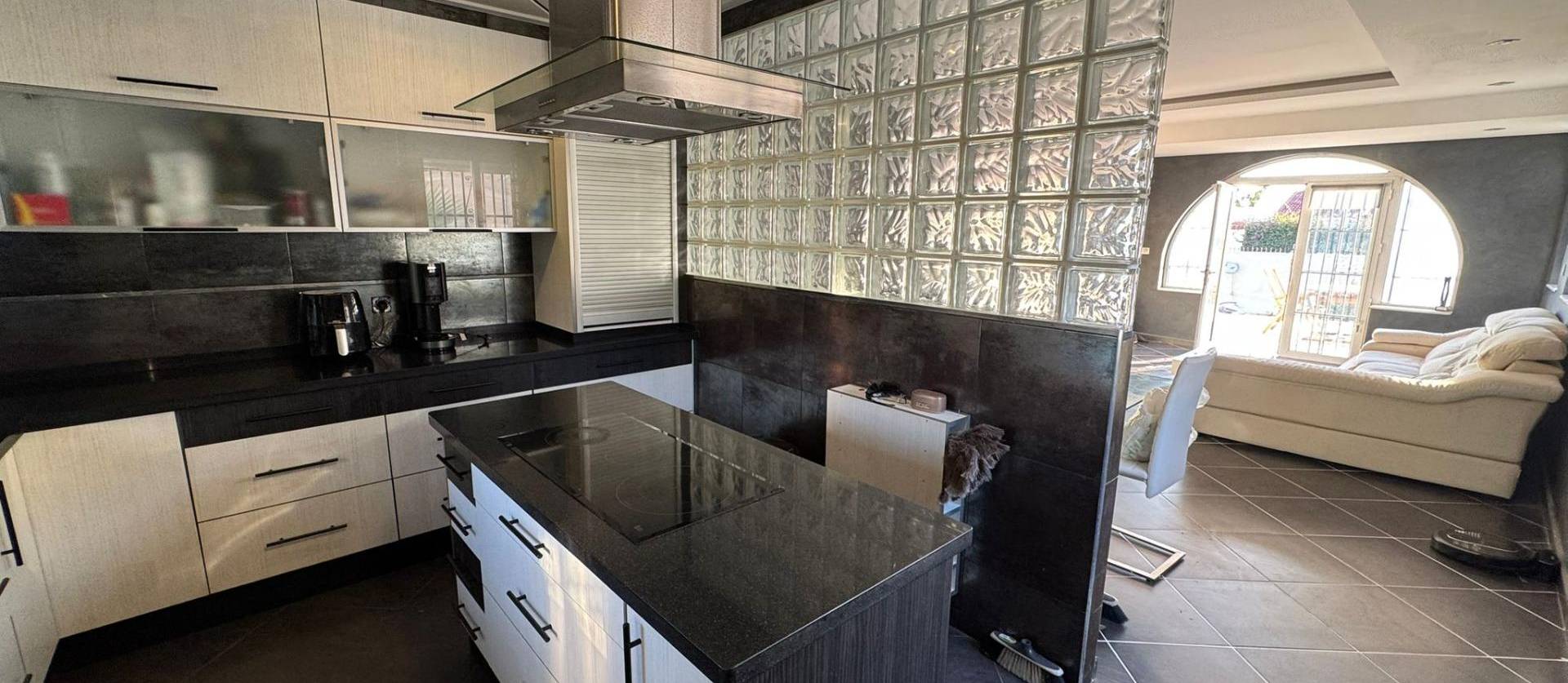 Sale - Villa - Torrevieja - San luis