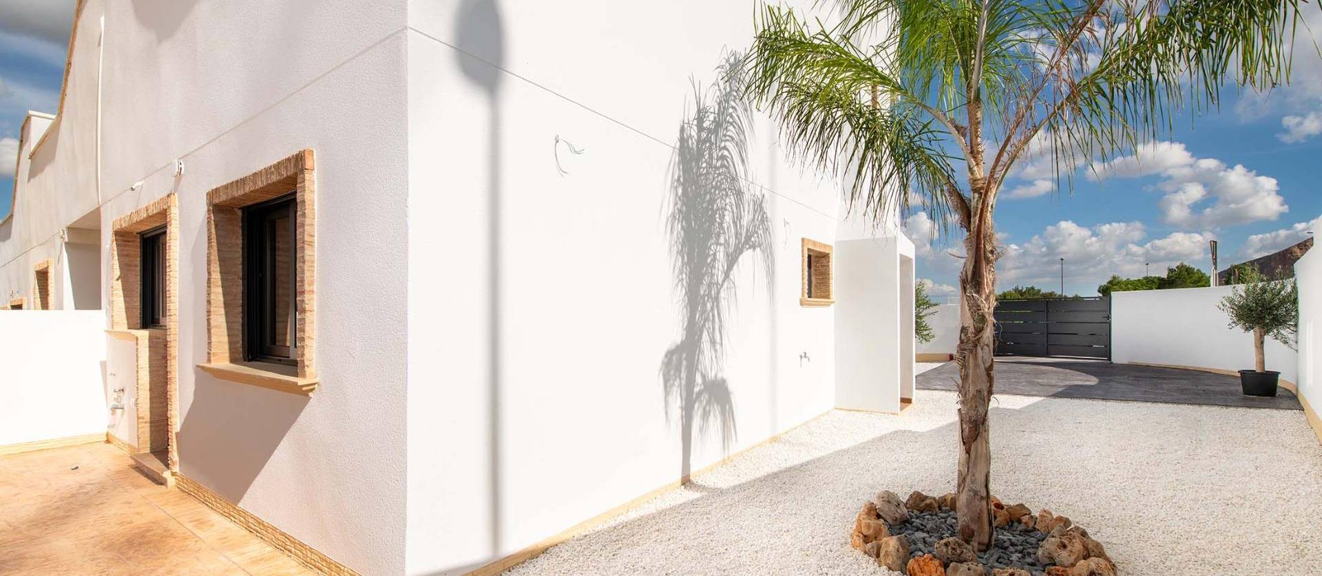 New Build - Townhouse - Cox - San Fernando