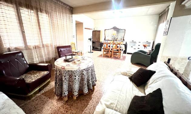 Revente - Maison de ville - Pinoso