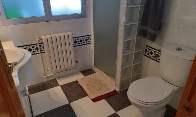 Bestaande woningen - Villa - Revuelta de Yecla