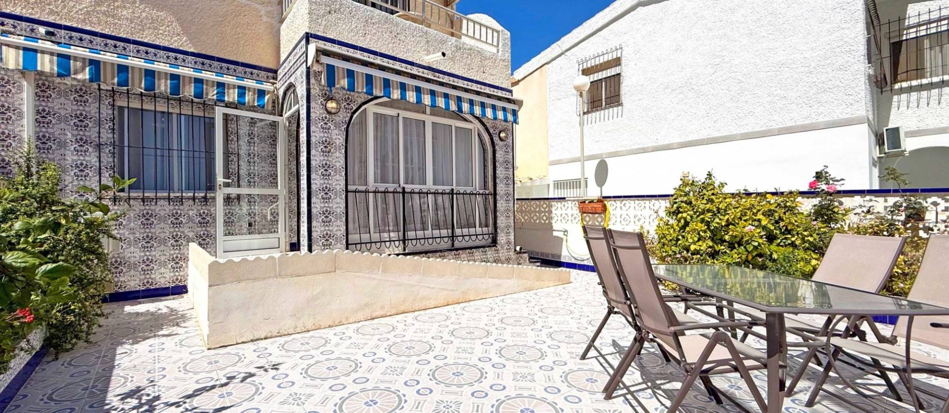 Sale - Apartment - Torrevieja - La Mata