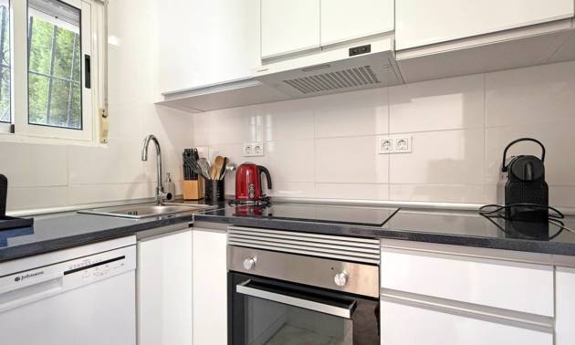 Sale - Apartment - Torrevieja - La Mata