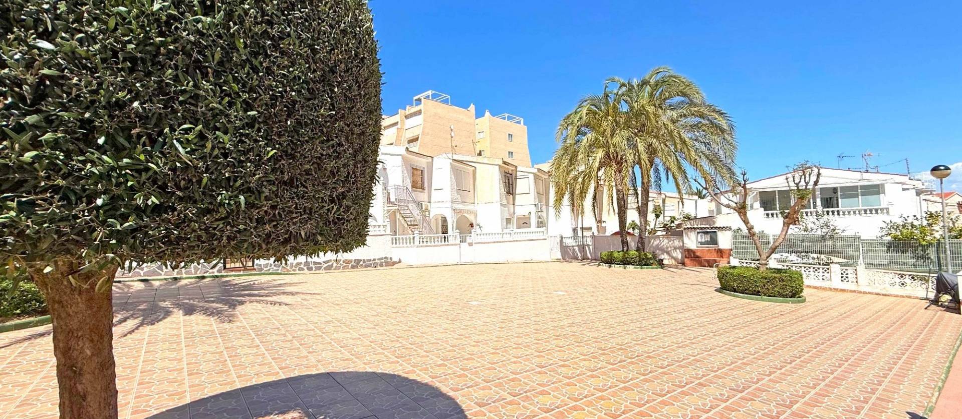 Sale - Apartment - Torrevieja - La Mata
