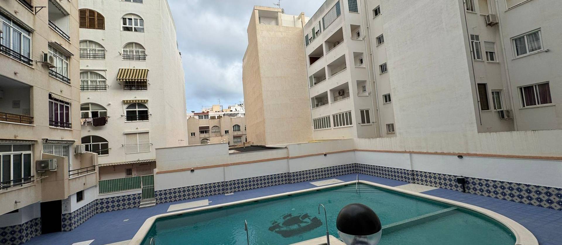 Sale - Apartment - Torrevieja - Estacion de autobuses