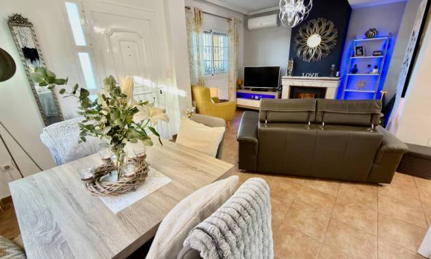 Sale - Villa - Guardamar del Segura - El Raso