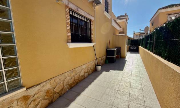 Sale - Villa - Guardamar del Segura - El Raso