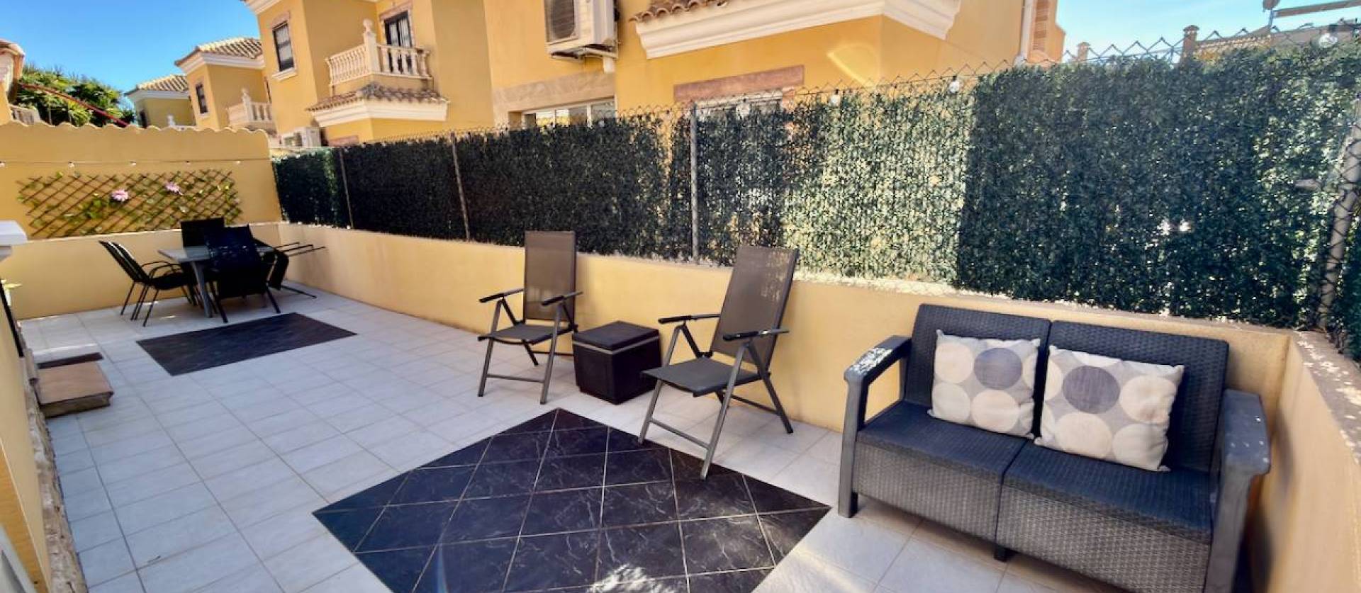 Sale - Villa - Guardamar del Segura - El Raso