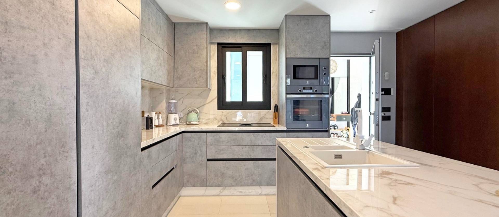 Sale - Villa - Orihuela Costa - Villamartín