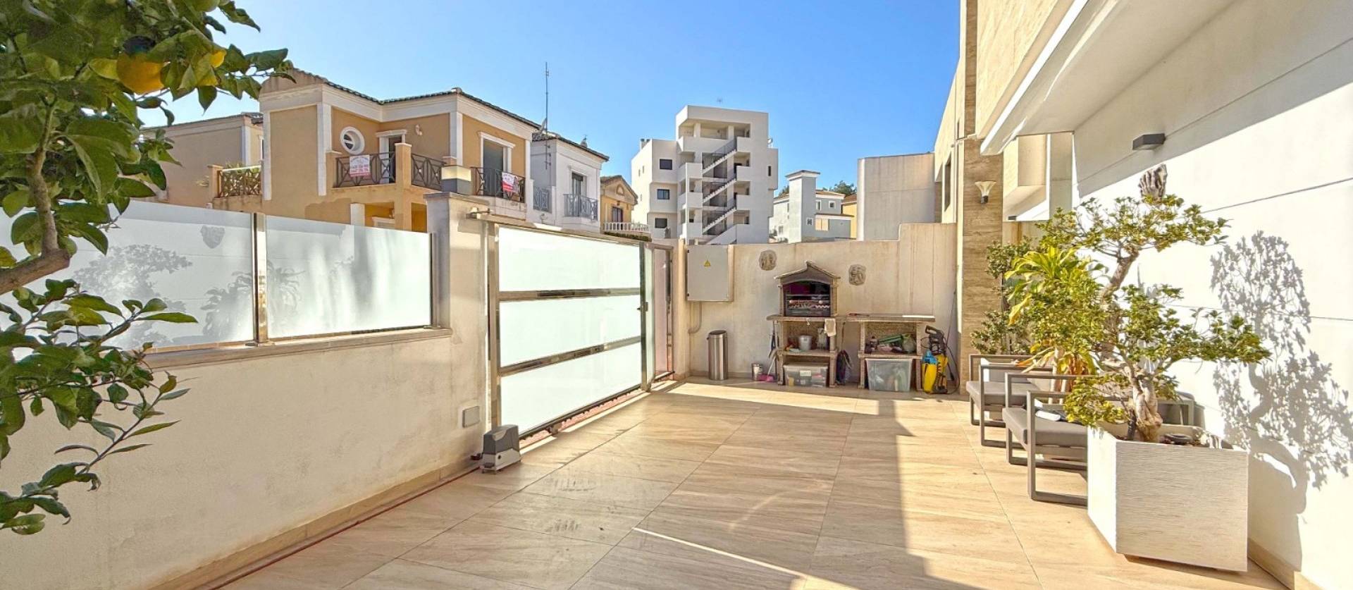 Sale - Villa - Orihuela Costa - Villamartín