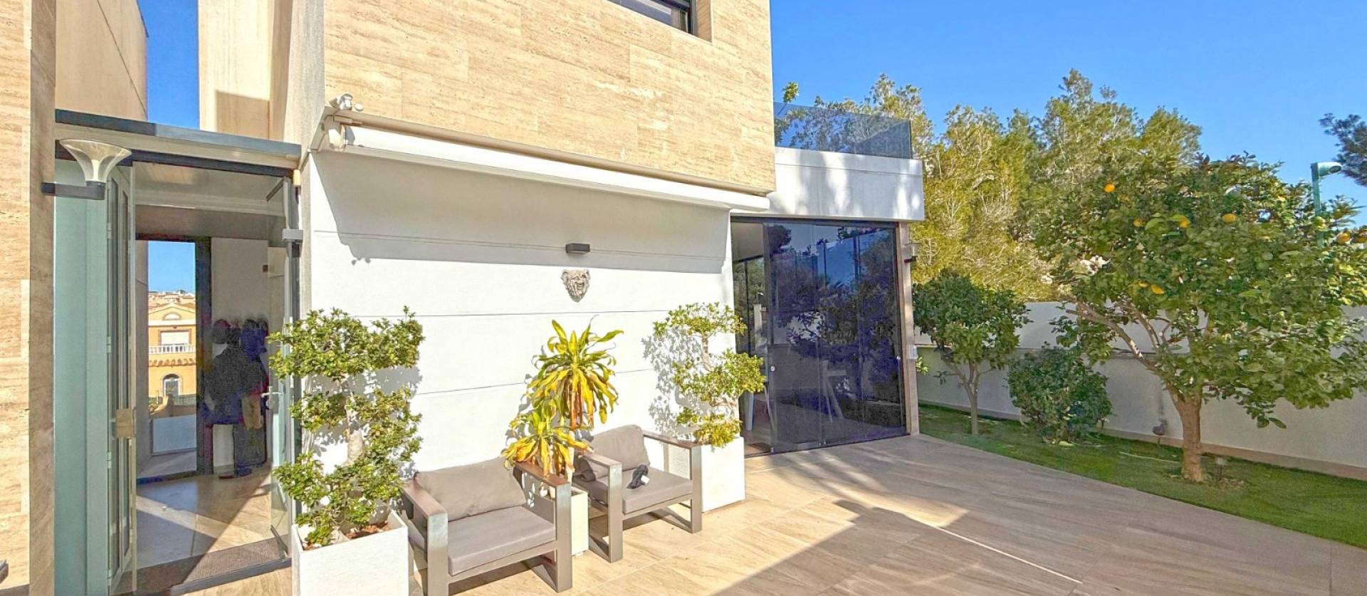 Sale - Villa - Orihuela Costa - Villamartín