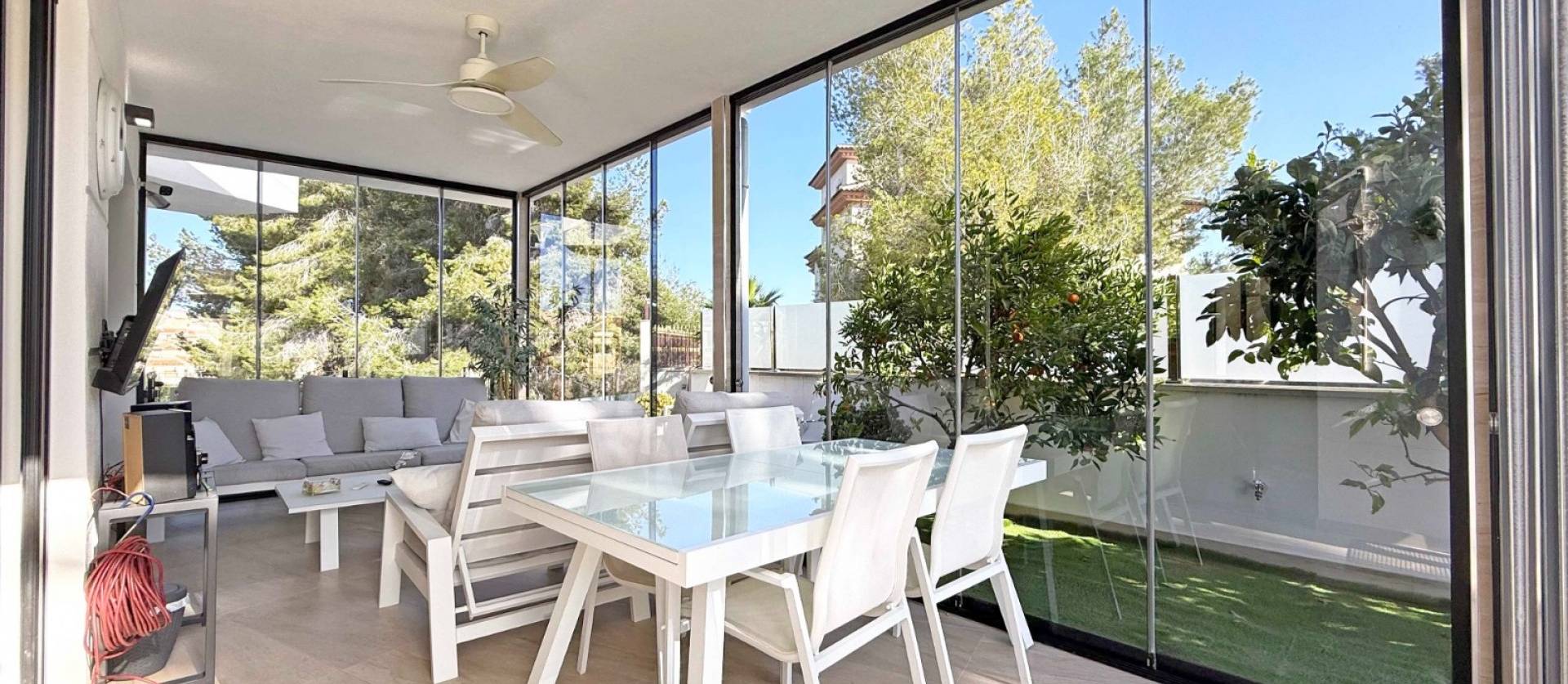 Sale - Villa - Orihuela Costa - Villamartín