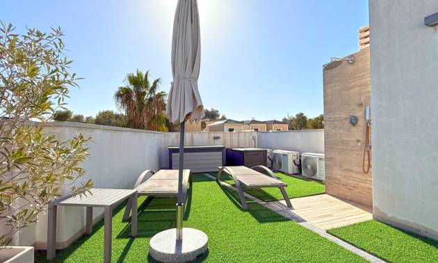 Sale - Villa - Orihuela Costa - Villamartín