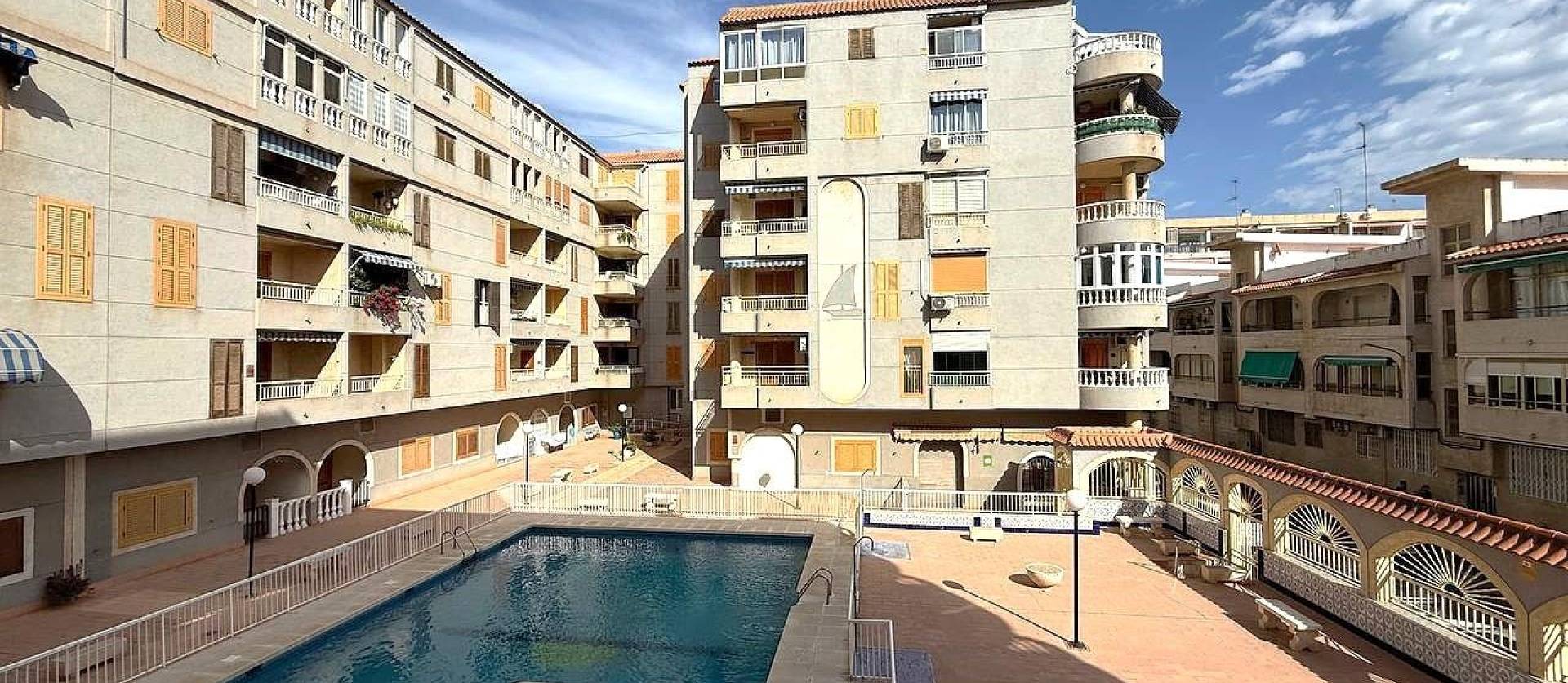 Sale - Apartment - Torrevieja - Acequion