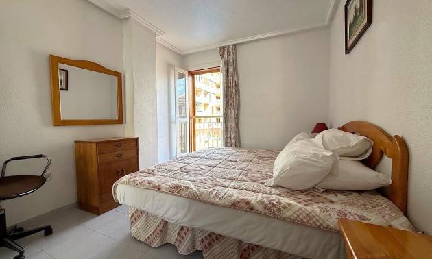 Sale - Apartment - Torrevieja - Acequion
