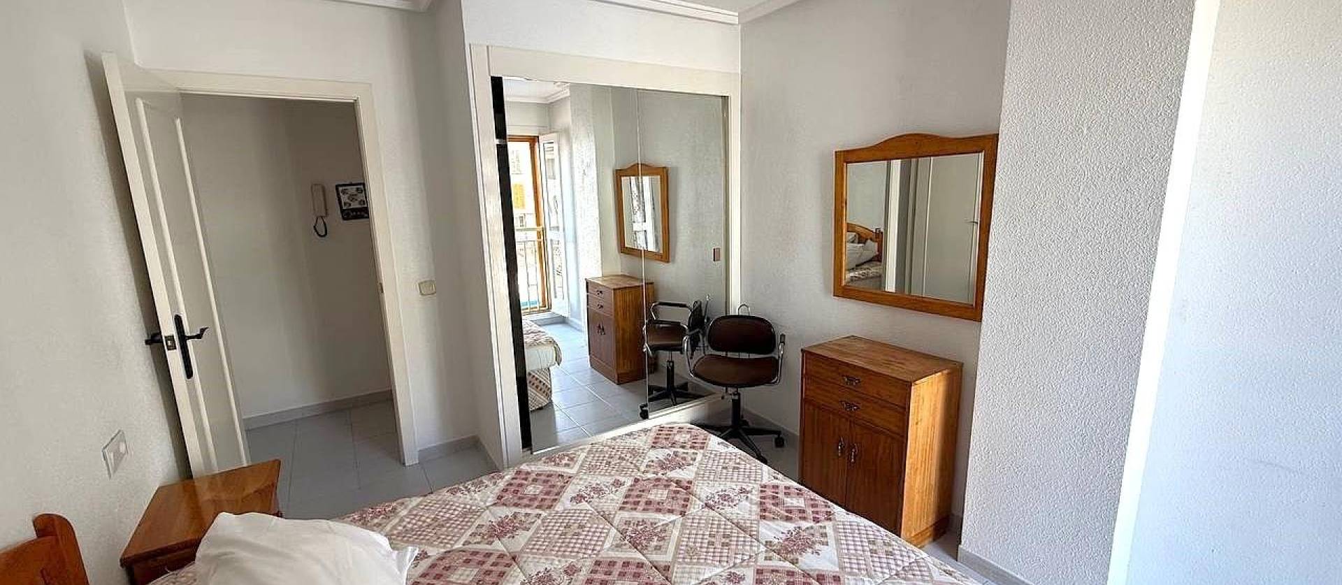 Sale - Apartment - Torrevieja - Acequion