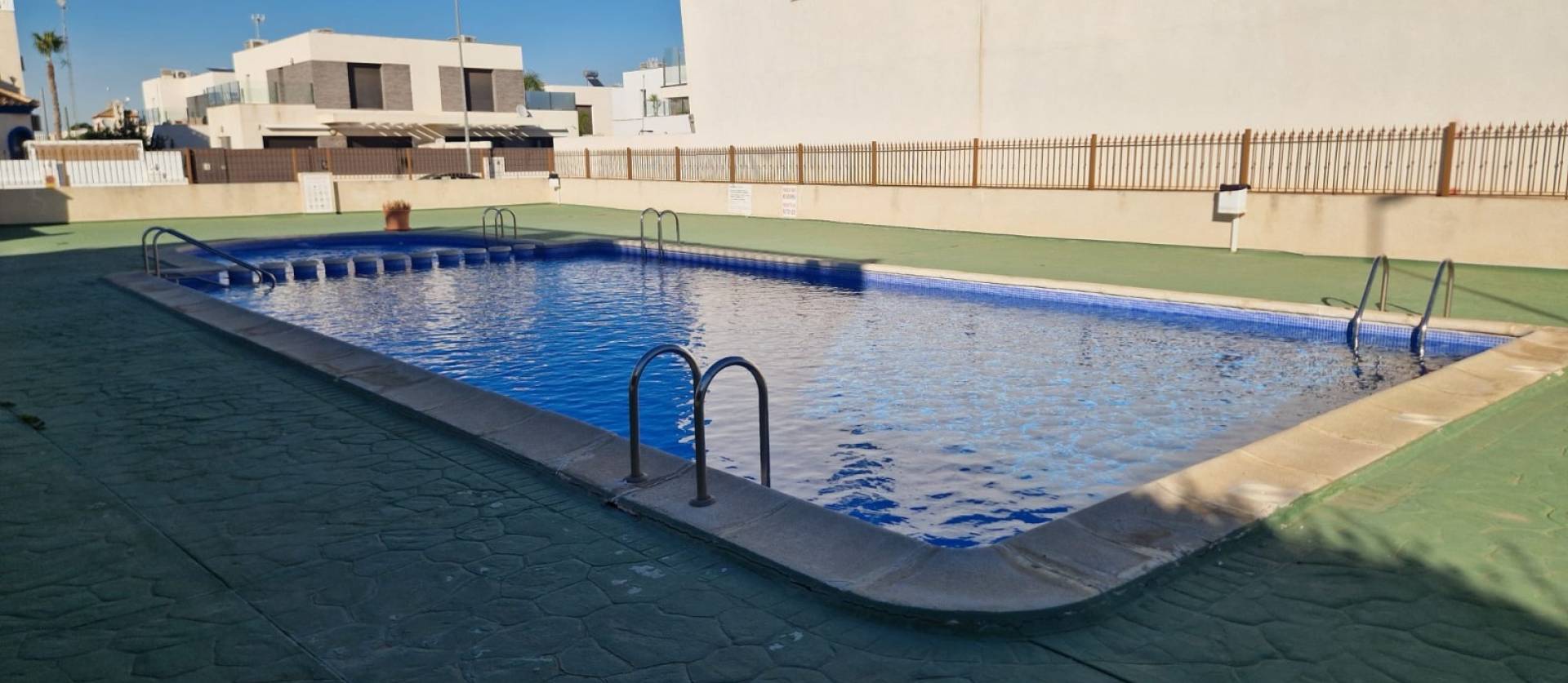 Sale - Apartment - Daya Vieja - Costa Blanca