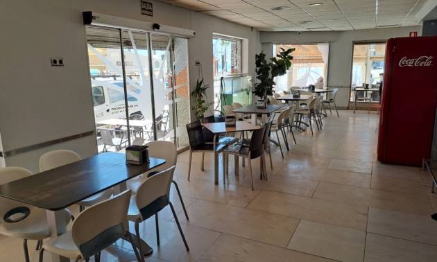 Sale - Commercial - La Mata