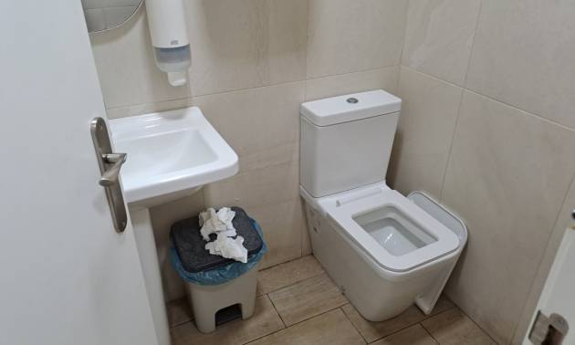 Sale - Commercial - La Mata