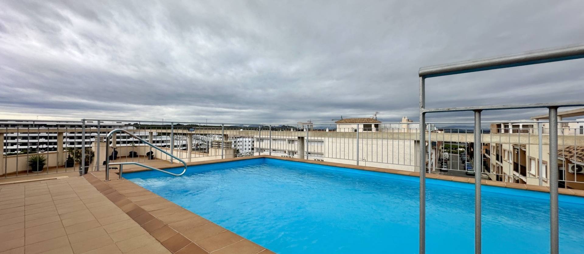 Sale - Apartment - San Miguel de Salinas