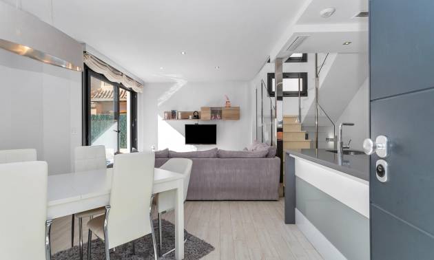 Sale - Villa - Torrevieja - Sector 25