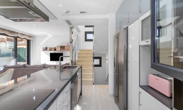 Sale - Villa - Torrevieja - Sector 25