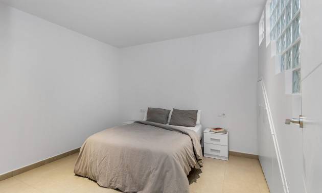 Sale - Villa - Torrevieja - Sector 25